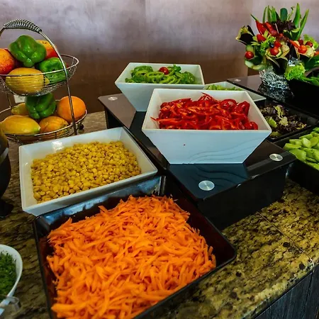 Ξενοδοχείο Viand 4*