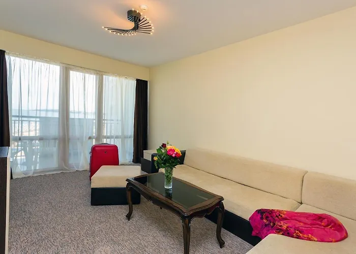 Viand Солнечный берег