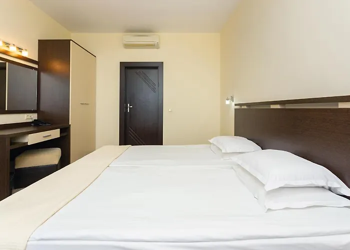 Viand Отель Солнечный берег