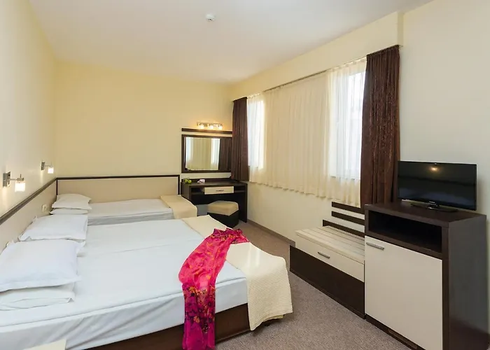 Hotel Viand Słoneczny Brzeg