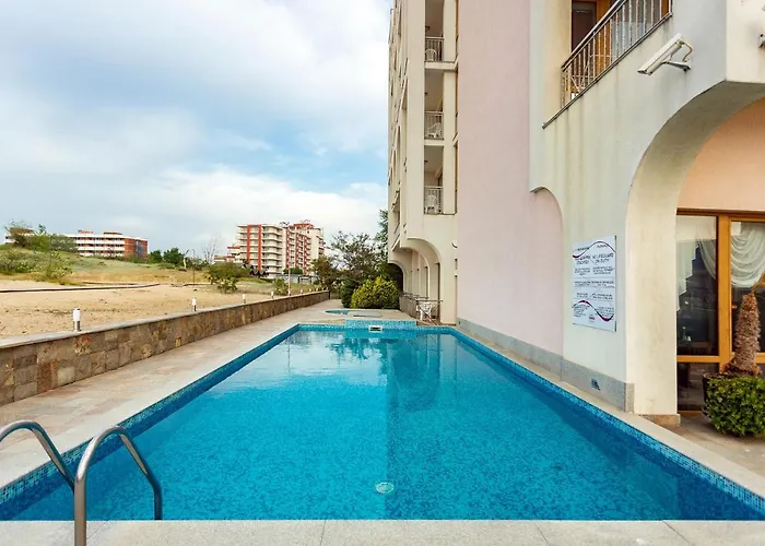 Ξενοδοχείο Viand 4*